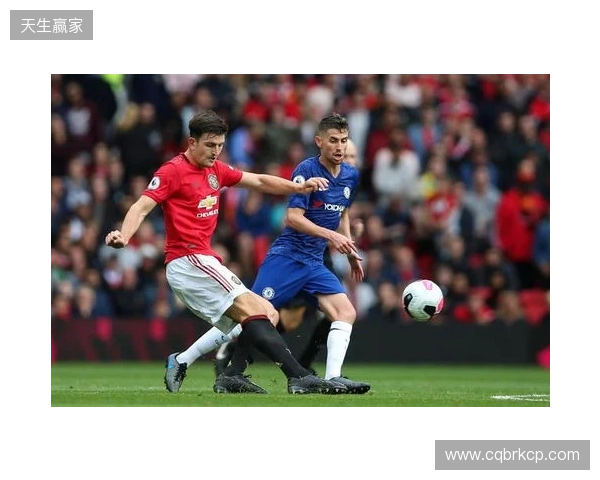 官方:马奎尔与曼联续约至2027年夏天,附带一年续约选项 官方:马奎尔与曼联续约至2027年夏天,附带一年续约选项